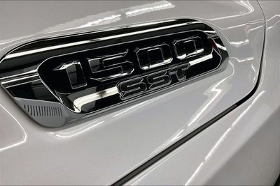 2025 RAM 1500 Laramie 4x4 - Pano Roof - Htd/Cooled Leather