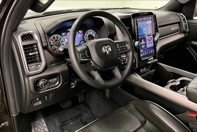 2025 RAM 1500 Laramie 4x4 - Htd/Cooled Leather - Adaptive Cruise - 20''