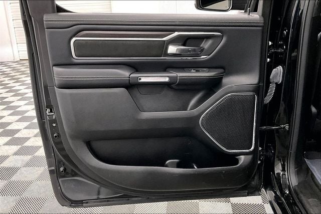 2025 RAM 1500 Laramie 4x4 - Htd/Cooled Leather - Adaptive Cruise - 20''