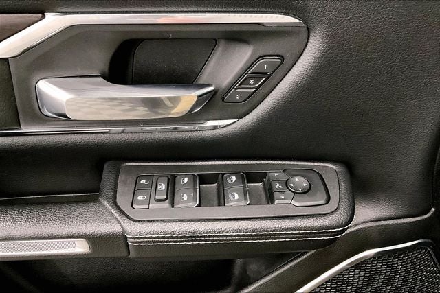 2025 RAM 1500 Laramie 4x4 - Htd/Cooled Leather - Adaptive Cruise - 20''