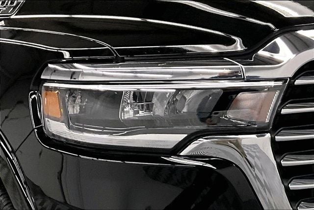 2025 RAM 1500 Laramie 4x4 - Htd/Cooled Leather - Adaptive Cruise - 20''