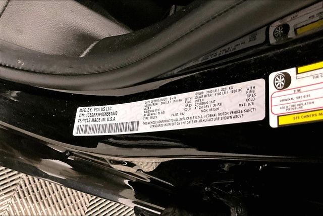 2025 RAM 1500 Laramie 4x4 - Htd/Cooled Leather - Adaptive Cruise - 20''