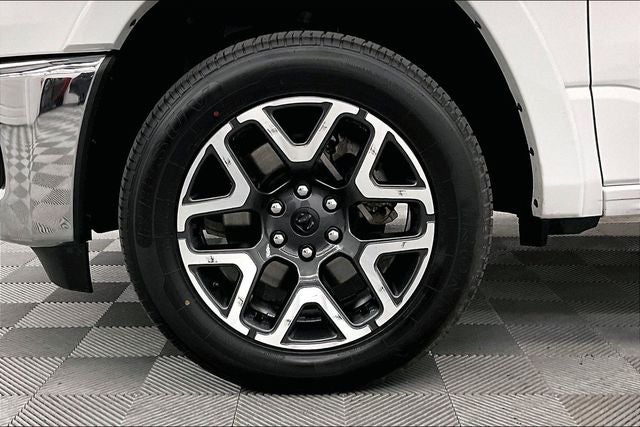 2025 RAM 1500 Laramie 4x4 - Htd/Cooled Leather - Adaptive Cruise - 20''