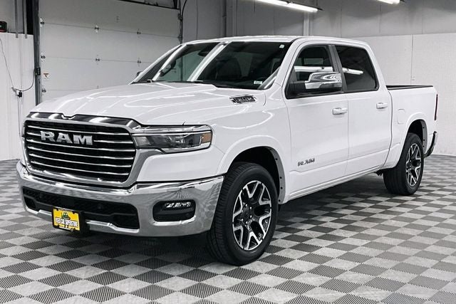 2025 RAM 1500 Laramie 4x4 - Htd/Cooled Leather - Adaptive Cruise - 20''