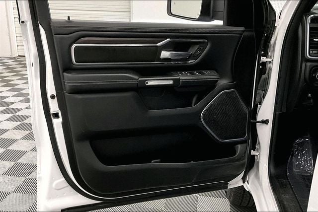 2025 RAM 1500 Laramie 4x4 - Htd/Cooled Leather - Adaptive Cruise - 20''