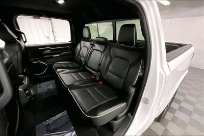 2025 RAM 1500 Laramie 4x4 - Htd/Cooled Leather - Adaptive Cruise - 20''