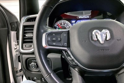 2025 RAM 1500 Laramie 4x4 - Htd/Cooled Leather - Adaptive Cruise - 20''