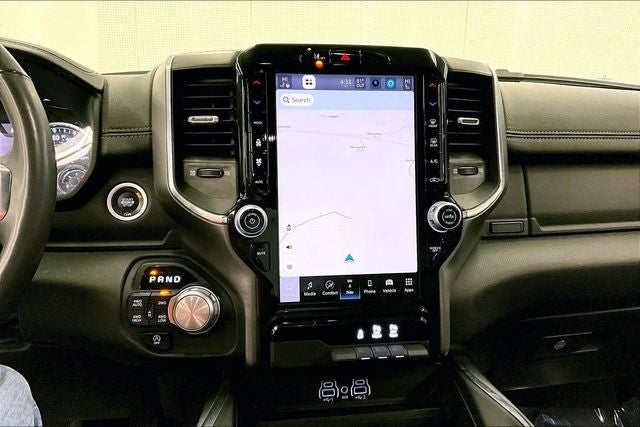 2025 RAM 1500 Laramie 4x4 - Htd/Cooled Leather - Adaptive Cruise - 20''