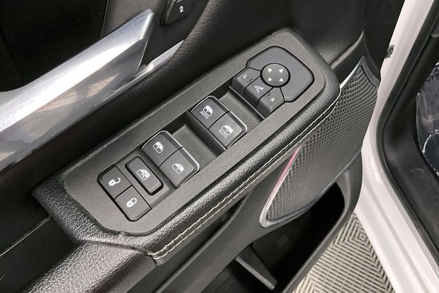 2025 RAM 1500 Laramie 4x4 - Htd/Cooled Leather - Adaptive Cruise - 20''