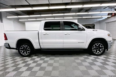 2025 RAM 1500 Laramie 4x4-Pano Roof-Adaptive Cruise-Htd/Cooled Leather
