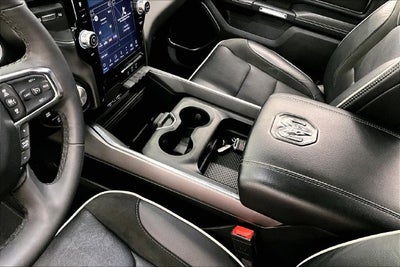 2025 RAM 1500 Laramie 4x4-Pano Roof-Adaptive Cruise-Htd/Cooled Leather