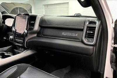 2025 RAM 1500 Laramie 4x4-Pano Roof-Adaptive Cruise-Htd/Cooled Leather