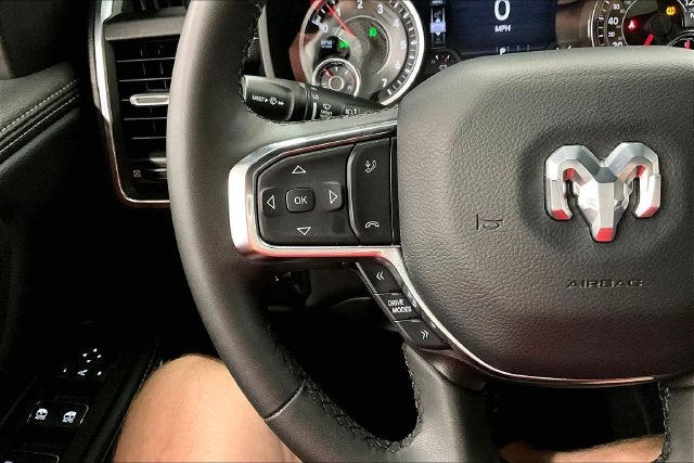 2025 RAM 1500 Laramie 4x4-Pano Roof-Adaptive Cruise-Htd/Cooled Leather