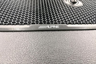 2025 RAM 1500 Laramie 4x4-Pano Roof-Adaptive Cruise-Htd/Cooled Leather