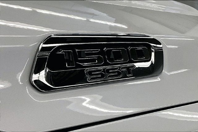 2025 RAM 1500 Laramie 4x4-Pano Roof-Adaptive Cruise-Htd/Cooled Leather