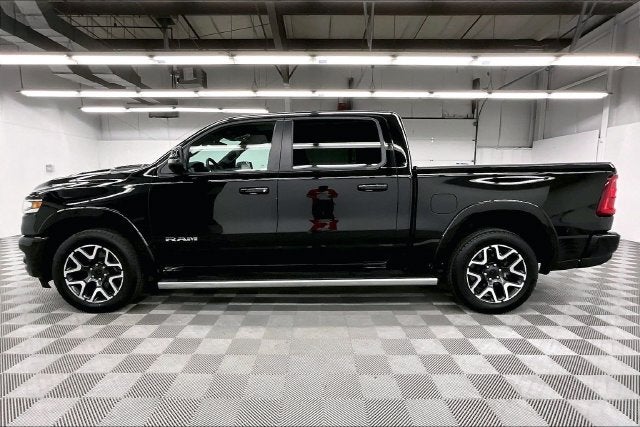 2025 RAM 1500 Laramie 4x4-Pano Roof-Adaptive Cruise-Htd/Cooled Leather