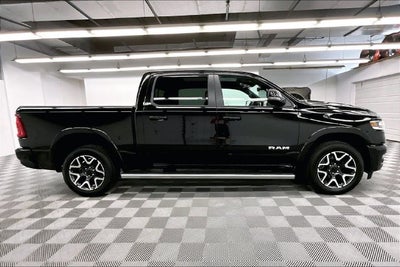2025 RAM 1500 Laramie 4x4-Pano Roof-Adaptive Cruise-Htd/Cooled Leather