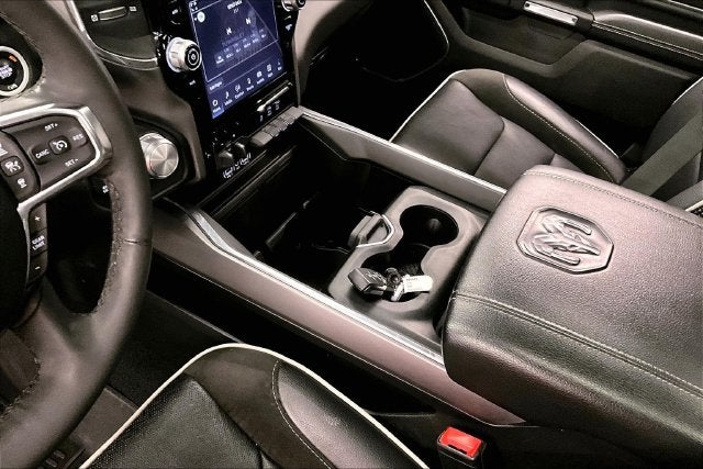 2025 RAM 1500 Laramie 4x4-Pano Roof-Adaptive Cruise-Htd/Cooled Leather