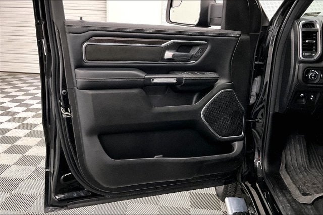 2025 RAM 1500 Laramie 4x4-Pano Roof-Adaptive Cruise-Htd/Cooled Leather