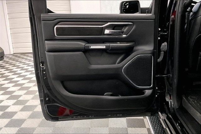 2025 RAM 1500 Laramie 4x4-Pano Roof-Adaptive Cruise-Htd/Cooled Leather