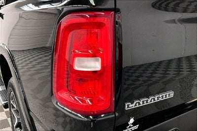 2025 RAM 1500 Laramie 4x4-Pano Roof-Adaptive Cruise-Htd/Cooled Leather