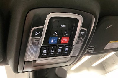 2025 RAM 1500 Laramie 4x4-Pano Roof-Adaptive Cruise-Htd/Cooled Leather