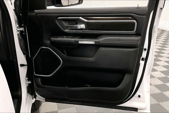 2022 RAM 1500 Laramie 4x4-Htd/Cooled Leather-Remote Start-20'' Wheels