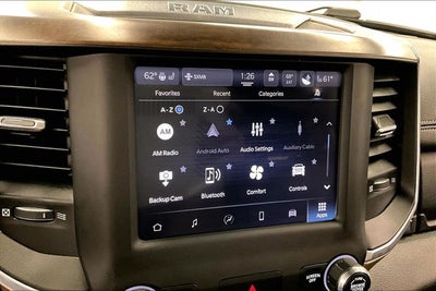 2022 RAM 1500 Laramie 4x4-Htd/Cooled Leather-Remote Start-20'' Wheels