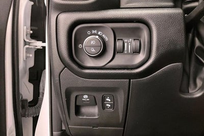 2022 RAM 1500 Laramie 4x4-Htd/Cooled Leather-Remote Start-20'' Wheels