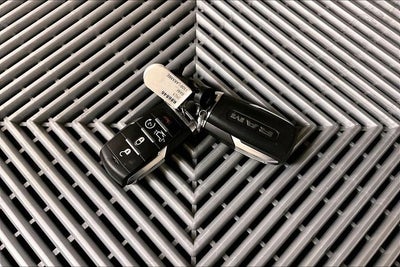 2023 RAM 1500 Laramie 4x4 - Htd/Cooled Leather - Blind Spot Detection