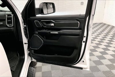 2024 RAM 1500 Laramie 4x4-Pano Roof-Htd/Cooled Leather-22'' Wheels
