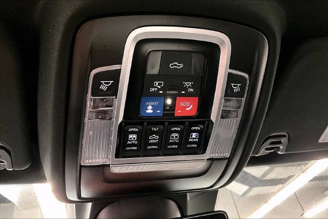 2024 RAM 1500 Laramie 4x4-Pano Roof-Htd/Cooled Leather-22'' Wheels