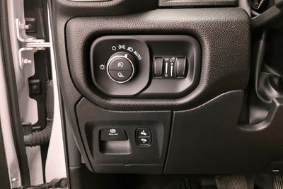 2024 RAM 1500 Laramie 4x4-Pano Roof-Htd/Cooled Leather-22'' Wheels