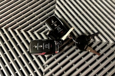 2024 RAM 1500 Big Horn/Lone Star 4x4 - Htd Seats - Remote Start - 20'' Wheels