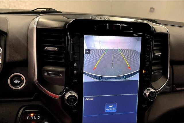 2024 RAM 1500 Big Horn/Lone Star 4x4 - Htd Seats - Remote Start - 20'' Wheels