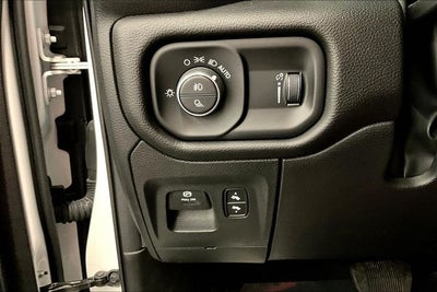 2024 RAM 1500 Big Horn/Lone Star 4x4 - Htd Seats - Remote Start - 20'' Wheels