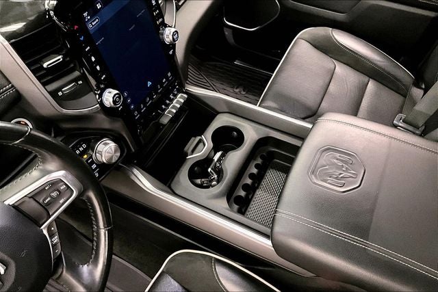 2022 RAM 1500 Laramie 4x4 - Sport Appearance Pkg - Pano Roof