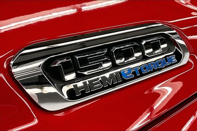 2022 RAM 1500 Laramie 4x4 - Sport Appearance Pkg - Pano Roof