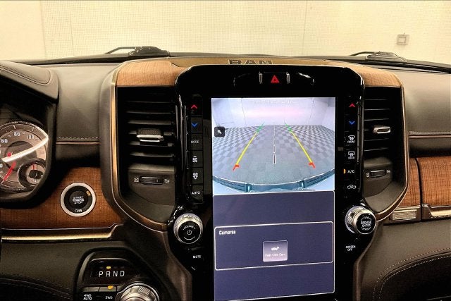 2022 RAM 1500 Laramie Longhorn 4X4-Navigation