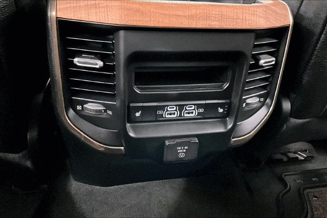 2022 RAM 1500 Laramie Longhorn 4X4-Navigation