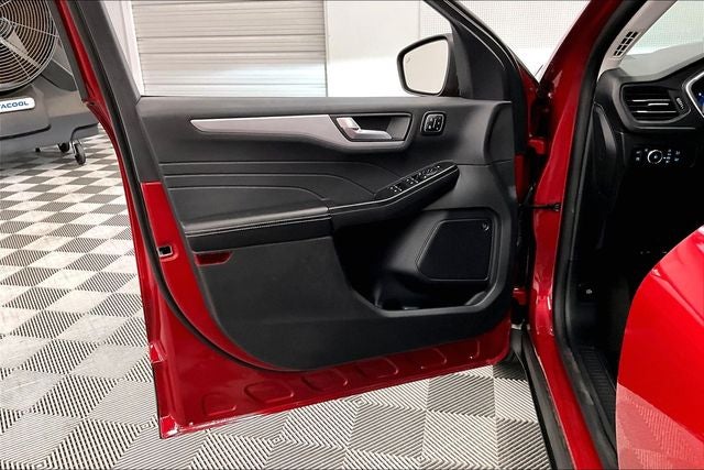 2025 Ford Escape Plug-In Hybrid Base