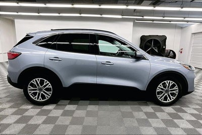 2022 Ford Escape SEL Htd Seats - Remote Start - Blind Spot Detection
