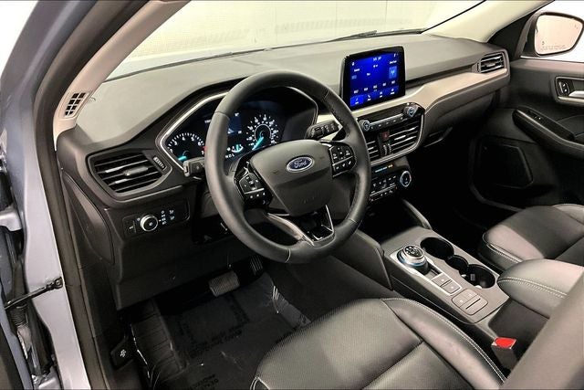2022 Ford Escape SEL Htd Seats - Remote Start - Blind Spot Detection