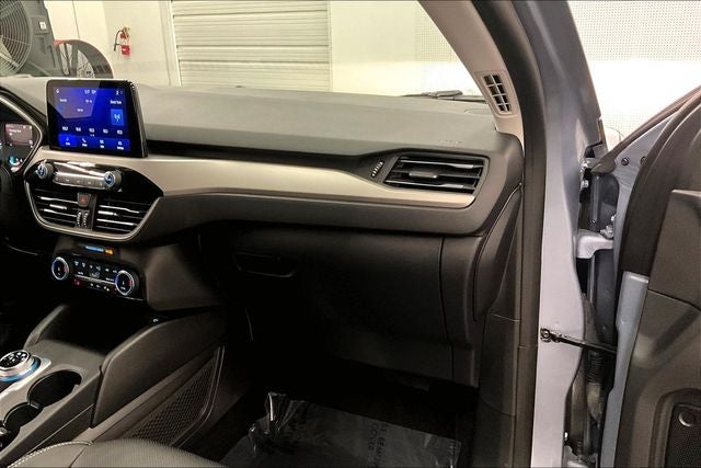 2022 Ford Escape SEL Htd Seats - Remote Start - Blind Spot Detection