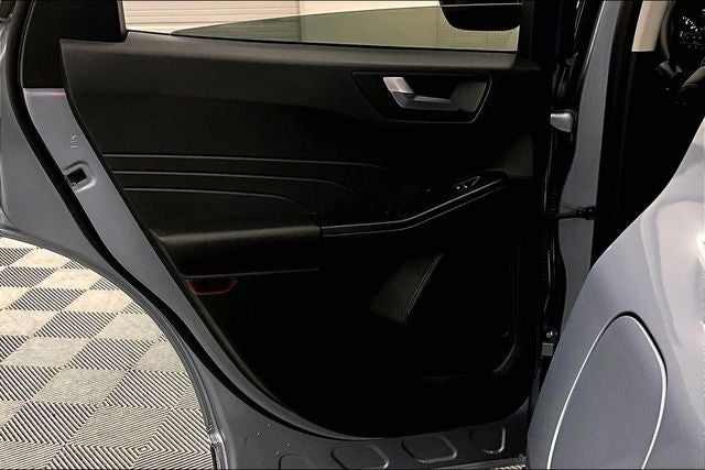 2022 Ford Escape SEL Htd Seats - Remote Start - Blind Spot Detection