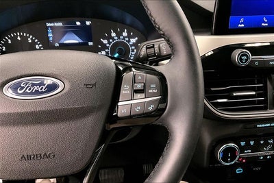 2022 Ford Escape SEL Htd Seats - Remote Start - Blind Spot Detection