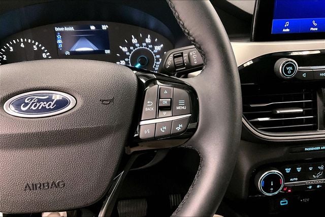 2022 Ford Escape SEL Htd Seats - Remote Start - Blind Spot Detection