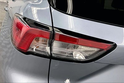 2022 Ford Escape SEL Htd Seats - Remote Start - Blind Spot Detection