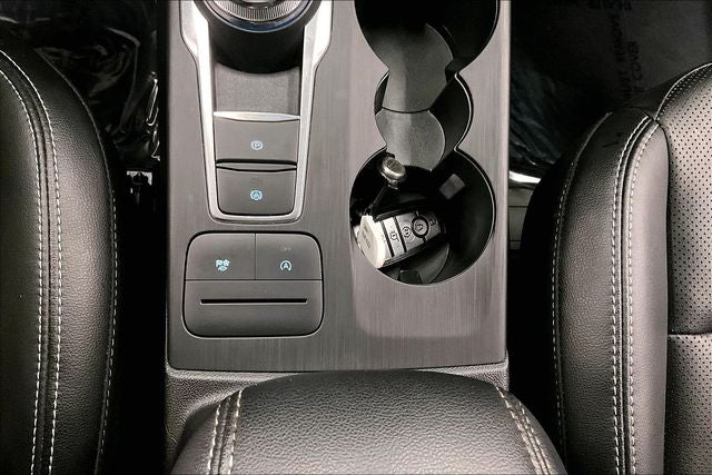 2022 Ford Escape SEL Htd Seats - Remote Start - Blind Spot Detection