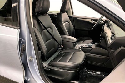2022 Ford Escape SEL Htd Seats - Remote Start - Blind Spot Detection